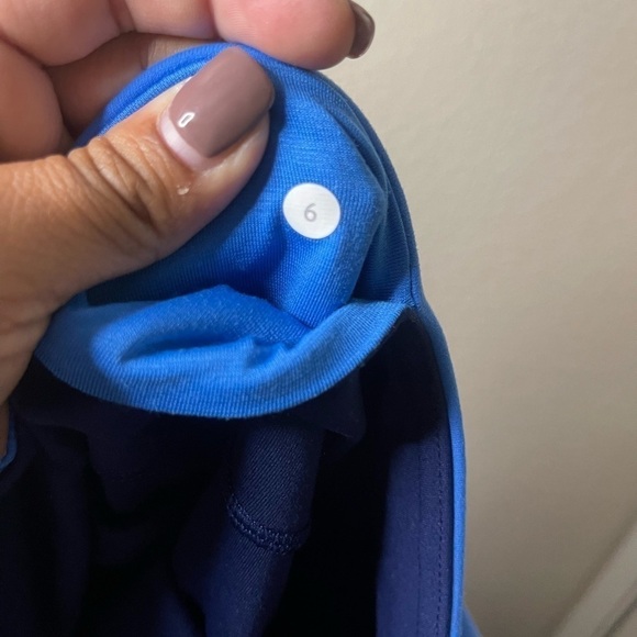 Lululemon reversible capri - Picture 3 of 6